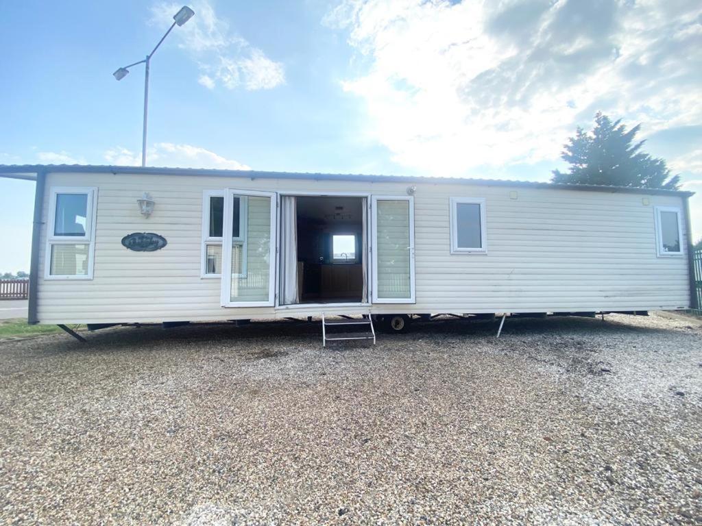 Luxury 2 Bedroom 2 Bathroom Caravan-Small Sofa 1 Pers Saint Osyth Екстер'єр фото