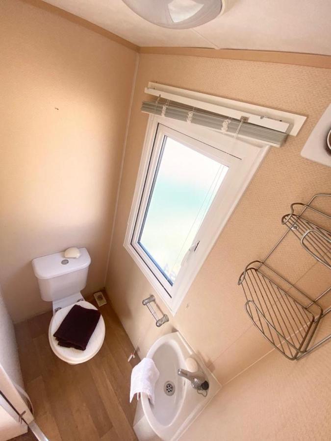 Luxury 2 Bedroom 2 Bathroom Caravan-Small Sofa 1 Pers Saint Osyth Екстер'єр фото